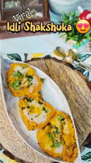 Viral Idli Shakshuka Recipe 😍 Idli in Masala Gravy | One Pan Breakfast