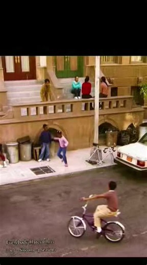 Adams Movies on Instagram: "Everybody Hates Chris 2005 ‧ Sitcom ‧ 4 seasons Everybody Hates Chris is a comedic and heartfelt series inspired by the teenage experiences of comedian Chris Rock. Set in the 1980s, it follows young Chris as he navigates life in a tough Brooklyn neighborhood while dealing with the challenges of school, family, and adolescence. Chris is intelligent, witty, and often the target of bullies, but he must also face the everyday frustrations of being the middle child in a lo