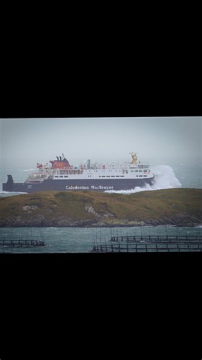 Smooth seas never made a good sailor… Which is great, because today the Hebrides said: ‘Class is in session. Hold onto your stomachs.’ 🌊🤝🤢 The ferry was out there bullying itself through the waves. I tried to film the really rough bit, but the rain came in like, ‘Nope, this is premium content, you’re not getting that.’ Breakfast? Let’s just say… hopefully it stays down 😂⛴️ #hebrides #calmac #roughseas #scottishweather #ferrylife #isleofharris #outerhebrides #wildscotland #bigwaves | The Harr