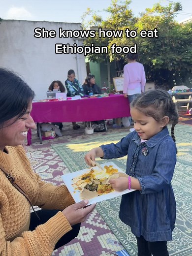 How to Eat Ethiopian Food with Your Hands: A Step-by-Step Guide