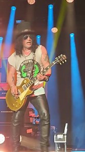 #Australia #sidney 🇦🇺 Hordern Pavilion #theriverisrisingtour 2024 Slash feat Myles Kennedy and #TheConspirators Brent Fitz Todd Kerns Frank Sidoris #Slash #smkc 🎩 🎸 🤘🏻 📷 Valikaya ©️ | Slash Addict