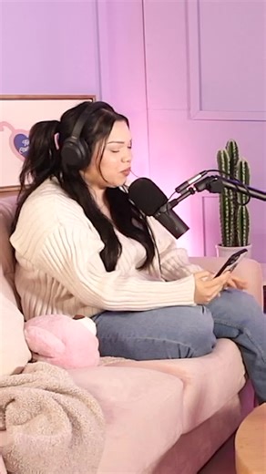 Chins & Giggles Podcast (@chinsandgigglespod)’s videos with original sound - Chins & Giggles Podcast