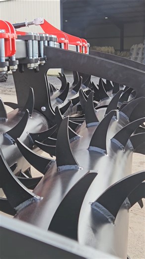 ⚡NOUVEAUTÉ 🔴⚫ HELIOS 70 🔥 #gregoirebesson #farming #agriculture #tractor #fendt #johndeere #machine