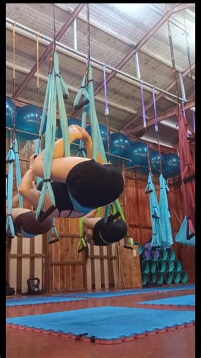 YOGA TRAPEZE 殺 #myfitnessjourney2025 #highlighteveryone #BeFitAndHealthy | Lhen Oliva | Facebook