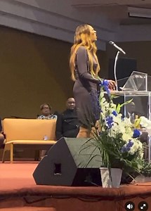 The fantastic gospel artist Yolanda Adam’s singing the hymn “Even me Lord” in Oakland, CA at my friend Reginald Stephen’s funeral🔥🔥🔥. Always a pleasure to do business with Reggie and his Dad Arnold. Reggie’s mom, the late professor Helen Stephens was an absolute Music Legend who I got sit under as a member of her music Chapter NorCal GMWA. Reggie was married to Lynette Hawkins Stephens whose brothers were the late great Edwin & Walter Hawkins. And I want to offer my condolences to her as well