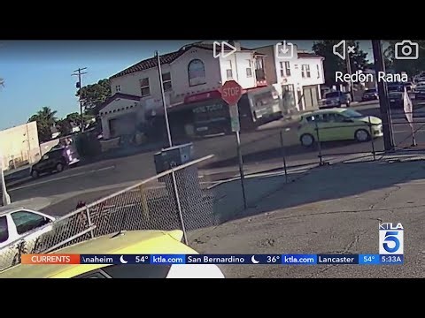 Long Beach transit bus slams into speeding car in crash caught on video