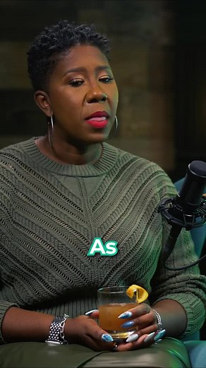 It's really the manger's responsibility to work and guide the employee to set the proper goals that correlate to the organization's overall mission, goals, values, etc. Kimberly is back in the HR & Cocktails Speakeasy with Laura Donahoe, Founder and CEO of Elite HR Connections! We sit down to talk about rethinking performance evaluations. Performance evaluations are one of those things that seem to be the bane of many manager's existence. In this episode, we'll talk about how we might change tha