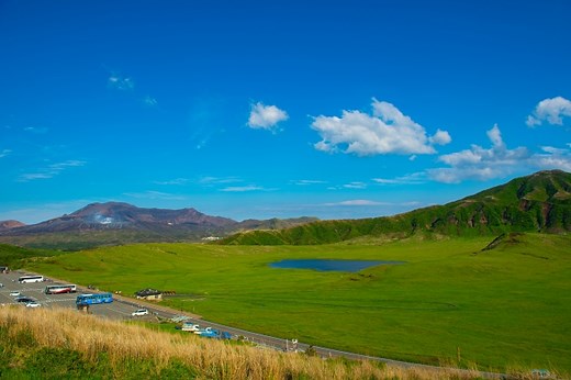 阿蘇山・草千里ライブカメラ | 熊本県阿蘇市 | ライブカメラJAPAN FUJIYAMA