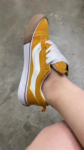 VANS POTATO YELLOW: Showcase ng Original Shoes