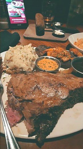 DINNER AT OUTBACK STEAKHOUSE