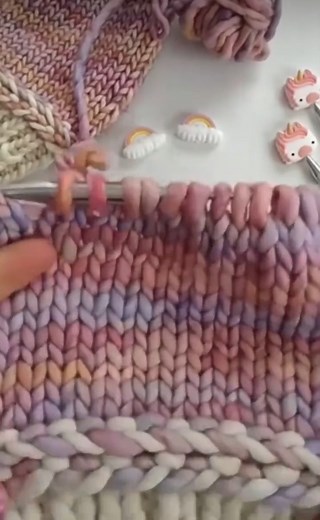 Knittng Techniques for Beginners #knittinginspiration #knittingtechniques | Knitted Dresses | Facebook