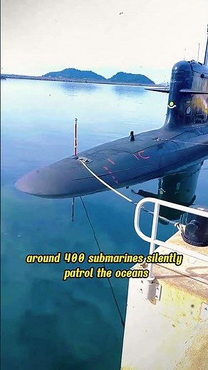 The invention of the submarine. #militarytechnology #underwater #deepsea #scienceshorts #engineering