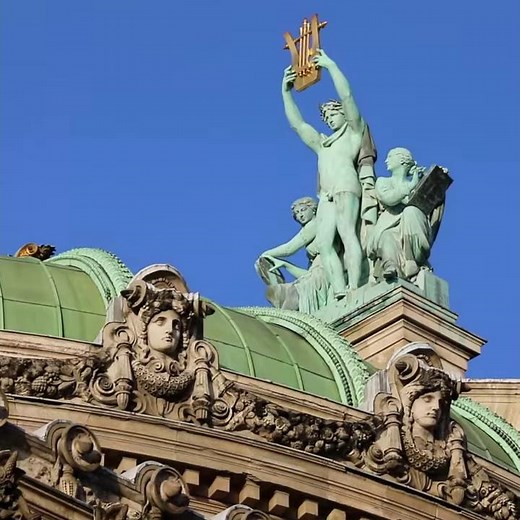 Lumière sur : Les visites du Palais Garnier