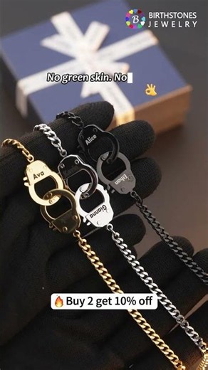 🔗 Locked in Love – Custom Handcuff Necklace for Couples & Besties