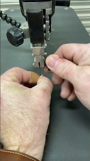 How to change a blade on a #bauer #harborfreight #scrollsaw. #woodworking