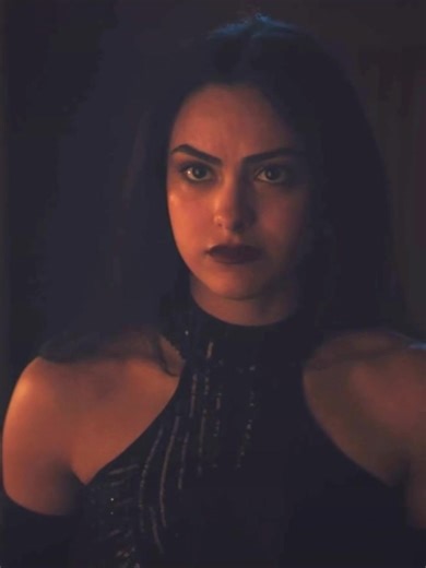 Intense Friendship Moments between Veronica Lodge and Jughead Jones