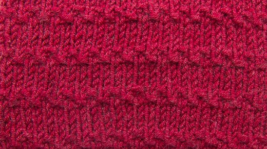 Roman Stripe Stitch Knitting Pattern by Knitiversity