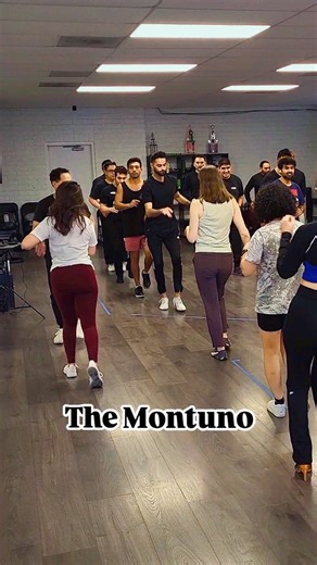 🎹 The Montuno 🎶 Do you know the counts for this popular piano rhythm in salsa? What counts would you emphasize? Tip: Try humming or singing the rhythm before dancing it! ✨ Follow us for more salsa tips and patterns! 💥 💃💥San Diego Salsa Dance School for Social Dancers💥🕺 Our next Open House is Saturday, Jan 3 (Beginner-Intermediate) & Sunday, Jan 4 (Intermediate-Advanced) 🙌 🏡 The Open House is mandatory for anyone who is interested in joining our social dance training program. Whether you