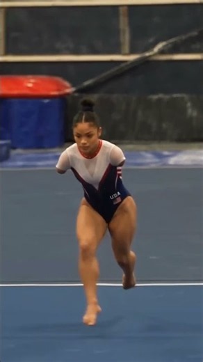 😱 NO ARMS… THEN SHE DID THIS ON THE BALANCE BEAM! 🤯🔥 🇺🇸 #shorts