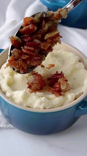 Brændende Kærlighed: Dansk Kartoffelmad med Bacon