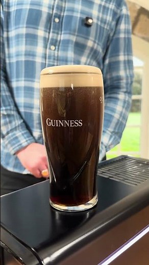 How to pour Perfect Guinness at Home #guinness