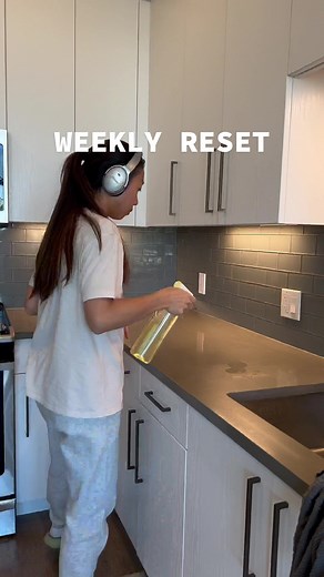 nothing more satisfying than the feeling after you’ve reset your home 🧺💕🥰#weeklyreset #cleantok #asmrclean #organization #anxietyrelief #apartmenttherapy