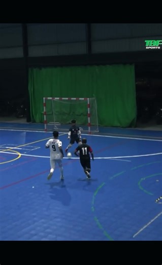 Master Futsal Positions with Effective Gameplay Tips