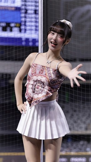 🔵2025/9/20 Fubon Angels【卡洛琳】跳起藍色狂潮的卡洛琳顯得特別趣味。#卡洛琳