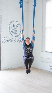 Ever wondered who the power behind the 6 AM crew’s strength is? Meet the master behind Aerial Yoga Functional Strength — Kara. ✨ Strength training was Kara’s first love, and once she found our #EAYfamily and the joy of the hammock, she was excited to combine the two. With a deep passion for functional movement, she brings the perfect blend of precision, encouragement, and feel-good challenge to every class. In this class, think focused strength work, slow burners, supported holds, and that “wow,
