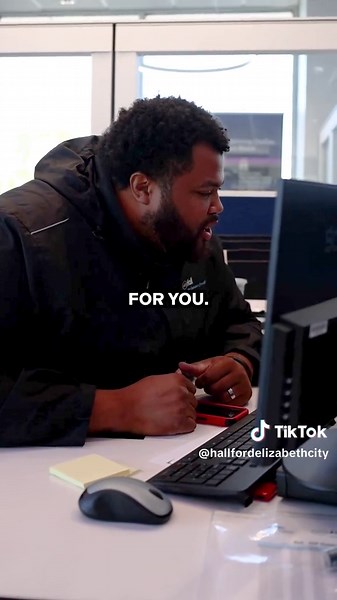 He swears his remote start just stopped working, but the cold might be winning this round. #carproblems #coldweatherissues #remotestarttroubles