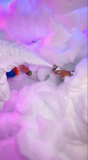 The shaving cream can malfunctioned and filled the bathroom. ☁️🧴