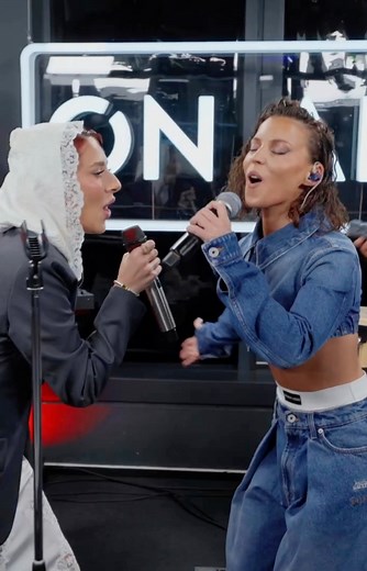 Lidia Buble m-a provocat sa cant piesa asta cu ea♥️ A fost chiar o provocare frumoasa si o bucurie sa o cantam impreuna la Kiss FM 💋 Cum vi se pare varianta asta? | AMI Official