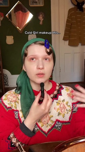 Santa Inspired Makeup Tutorial: The Ultimate Cold Girl Look