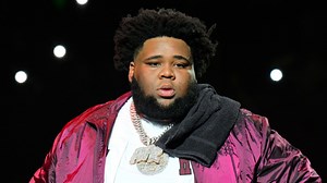 Rod Wave Steps Back From Music After Being 'Bashed' By Fans: 'I Don't FW You' - HipHopDX