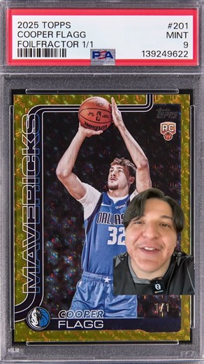 The 1/1 Superfractor Auto of Cooper Flagg out of 2025 Topps Chrome Basketball was pulled 👀