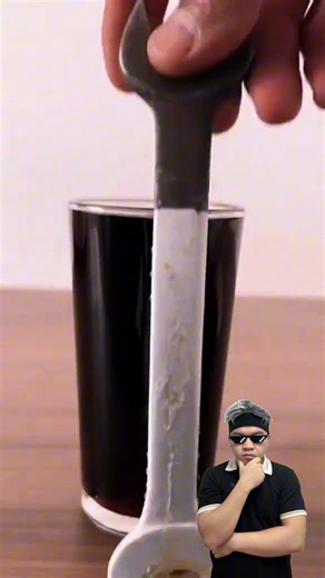 126K views · 1.9K reactions | Cleaning Rust with Coke #reelsfb #reelsviral #reelsvideo | Man of Hacks | Facebook