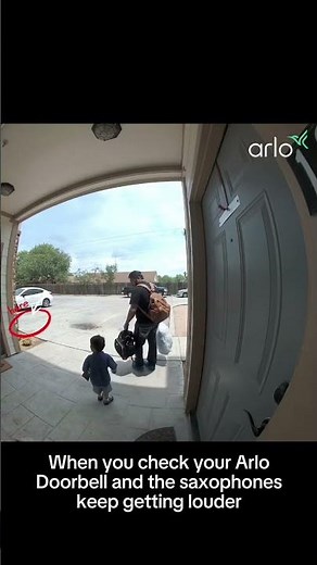 You never know what’s at your front door 🐍 #BabySafety #BabySafetyMonth #doorbellcam