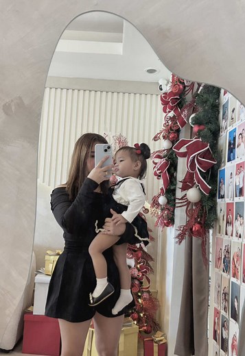 POV: You accepted that you have a mom bod and slowly finding ways to style it with confidence✨ #momsoftiktok #mombod #momlife #pospartumbody