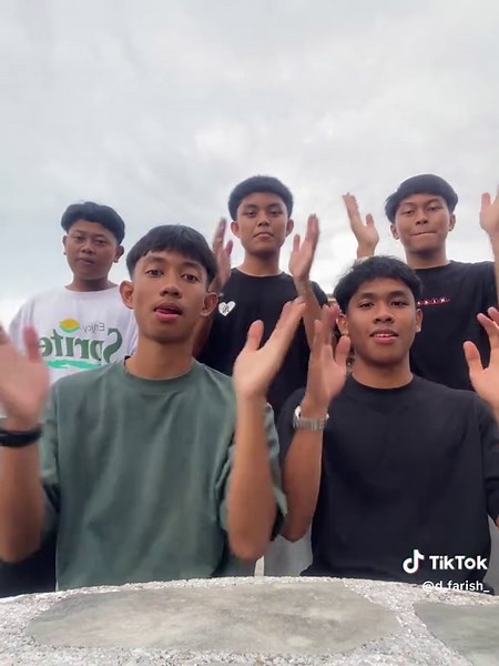 farish (@d.farish_)’s videos with suara asli - agzeditie