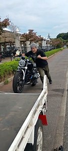 BMW R12 トラック🛻に積む