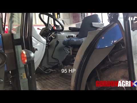 New Holland TD5050 4WD Tractor