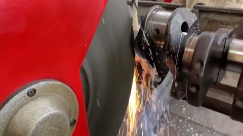 Rebuilding a Fiat Tractor Engine with Expert Precision