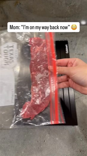 Neela Finds on Instagram: "The scariest text ever… 😂 Shop this on my Amazon storefront through the 🔗 on my page and don’t forget to follow for more! ✨ - - - #neelafinds #amazonmusthaves #founditonamazon #amazonproducts #cooking #kitchen #humour"