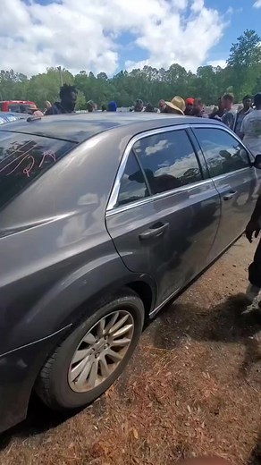 10K views · 67 reactions | 2011 Chrysler 300. good interior, motor, wrecked, airbags deployed. Any takers? #carmax #taxtime #auctiontok #asap #auction #fyp #driveby #fyp #sold #ASAP #mustang #Repost | Sell Em Cheap | Facebook