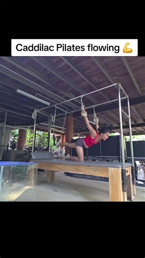 spine exercise flows 👌 #movement #fitgirls #fitnessmotivation #pilatesexercises #strongereveryday