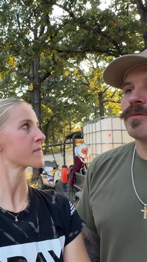 196K views · 5.9K reactions | Can't take it no more... #FarmFails #RanchBloopers #ChuteDangit #FarmLifeUnfiltered #LaughWithUs #AlgiereRanch #RanchFamily #DailyReel Full story’s on YouTube — Algiere Ranch  | Algiere Ranch | Facebook