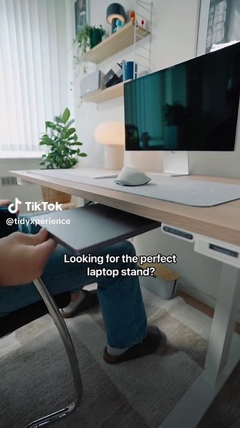 Meet the invisible laptop dock 🪄