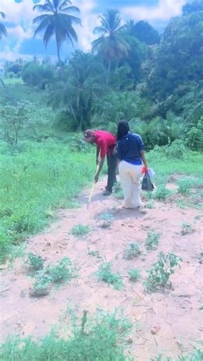 Mungu Nimweza Saana: Sifa za Mungu na Ushuhuda wa Familia