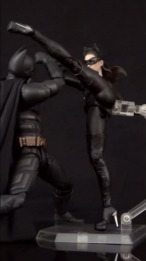 INART TDKR Catwoman short review #inart #queenstudios #catwoman