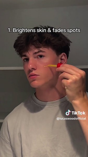 Vitamin Illuminating Serum for Dark Spots Treatment